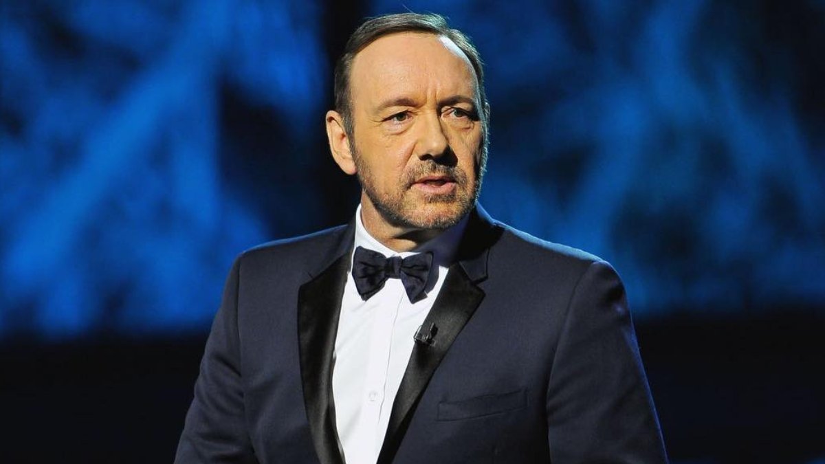 Kevin Spacey obteniendo un Tony Award en 2017.