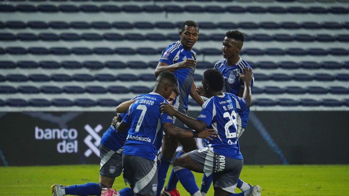 Emelec busca el boleto a la Copa Sudamericana de la temporada 2026.