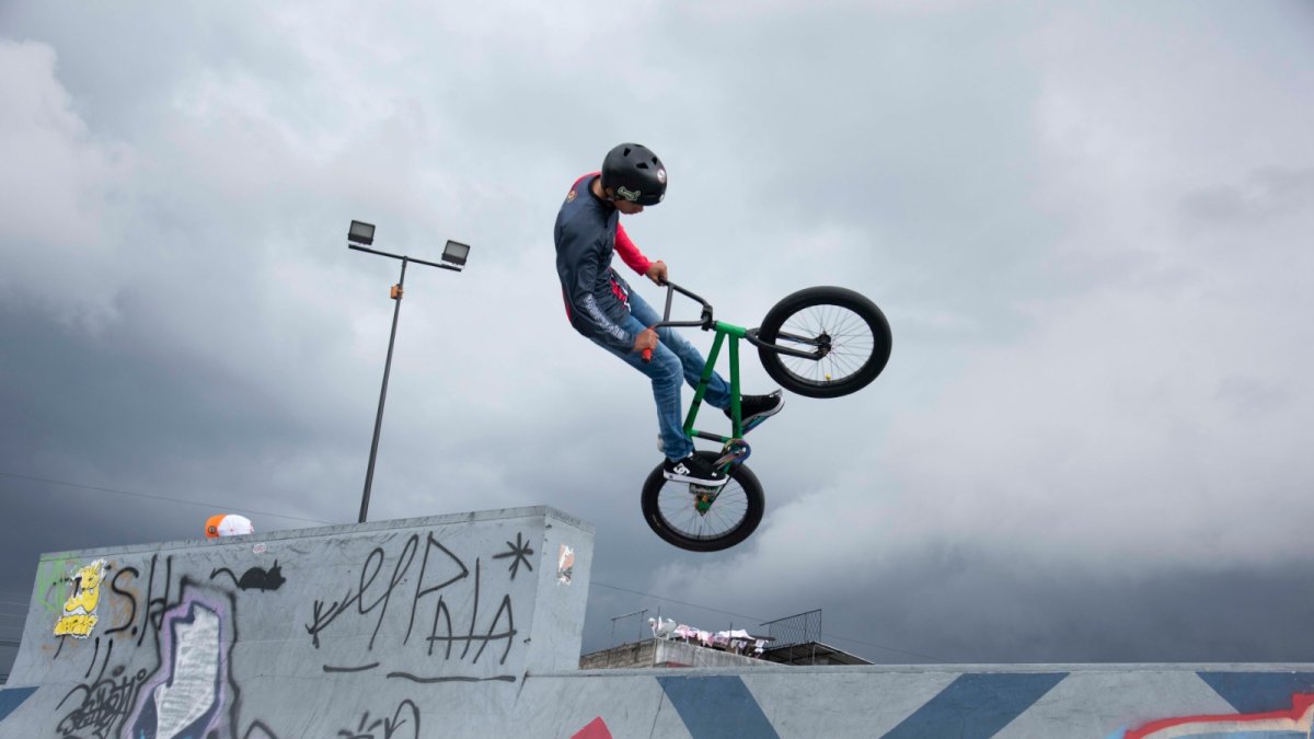 En la pista del parque de Turubamba existe una escuela permanente gratuita.