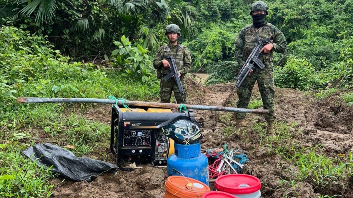 El Ejército neutralizó infraestructura utilizada para actividades de minería ilegal.