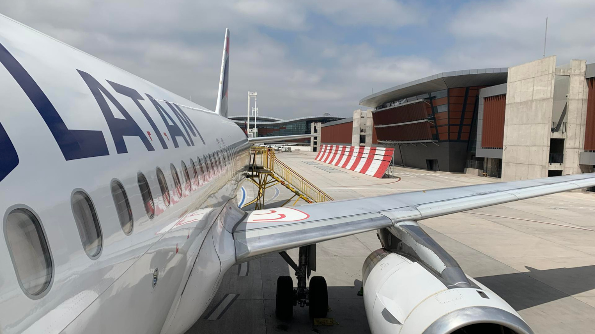 Latam Airlines suspendió los vuelos desde Colombia hacia Venezuela.