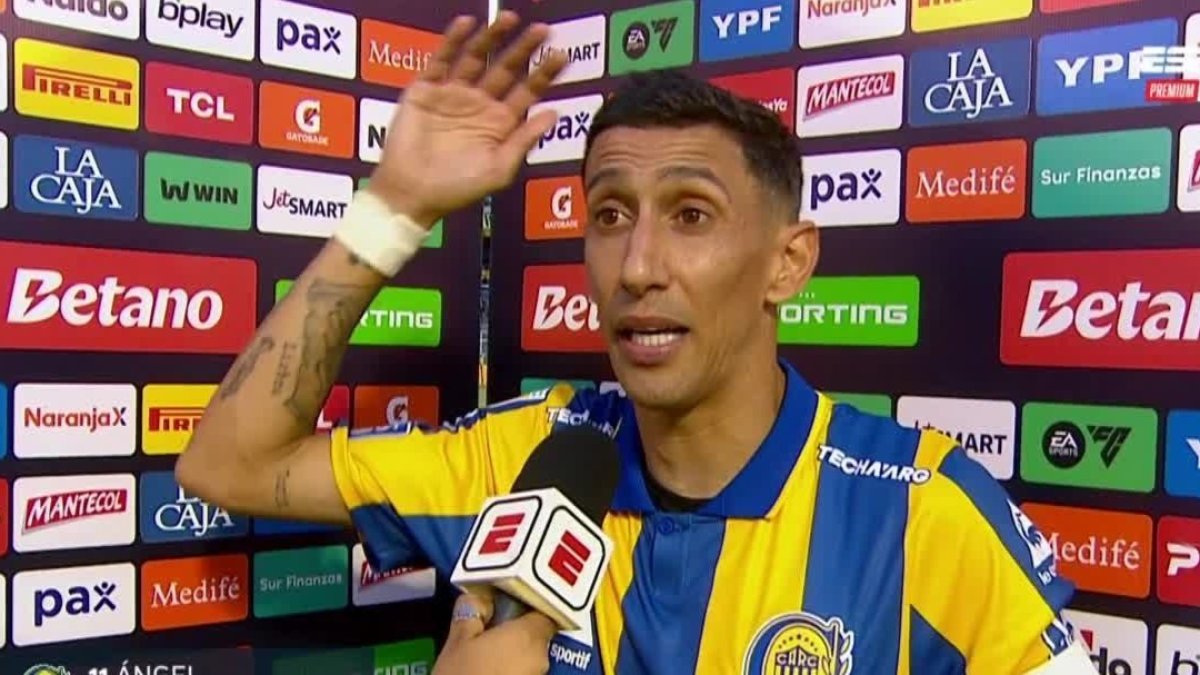 El atacante rosarino volvió al equipo 'de sus amores' y ahora es objeto de criticas en Argentina.