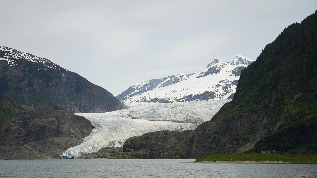 Imagen referencial: Científicos descubrieron microbios atrapados en capas de suelo helado durante más de 40.000 años.