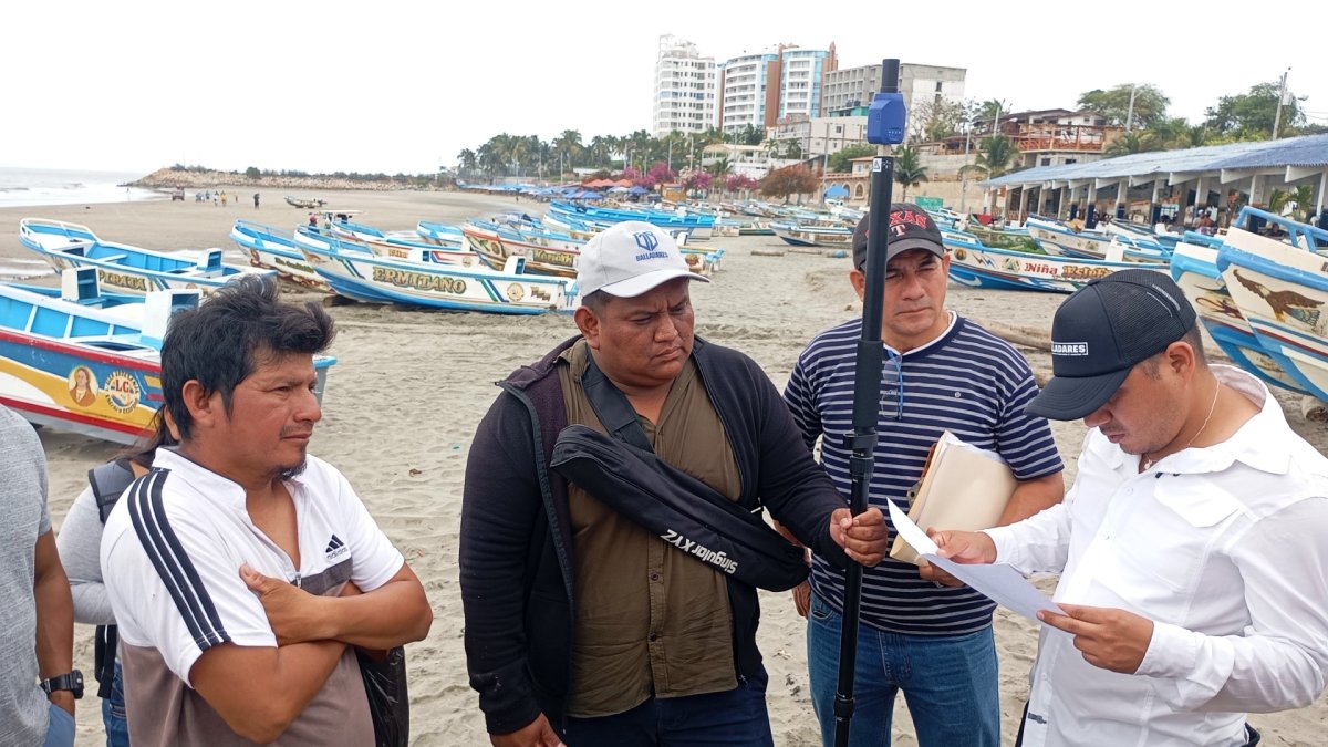 Personal del Municipio de Playas hizo el levantamiento y actualización de la concesión pesquera artesanal, un proceso detenido desde 2003.