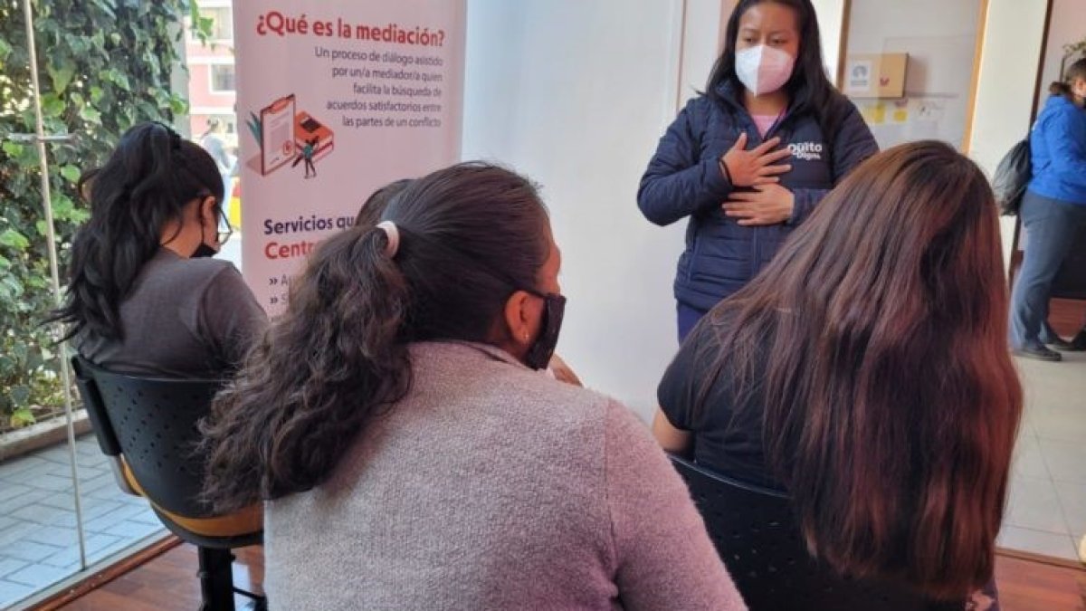 El alcalde de Quito, Pabel Muñoz, expuso cifras sobre la violencia contra la mujer en la capital ecuatoriana.