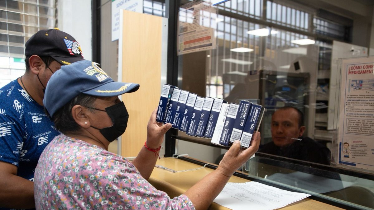 La pensión mínima en Ecuador es de $235. Jubilados y gremios reclaman por un alza en dicha pensión.