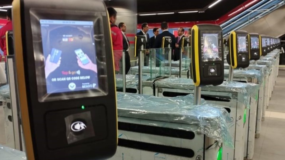 En caso de pérdida, los pasajeros pueden recuperar el saldo prepagado de la tarjeta del Metro de Quito.