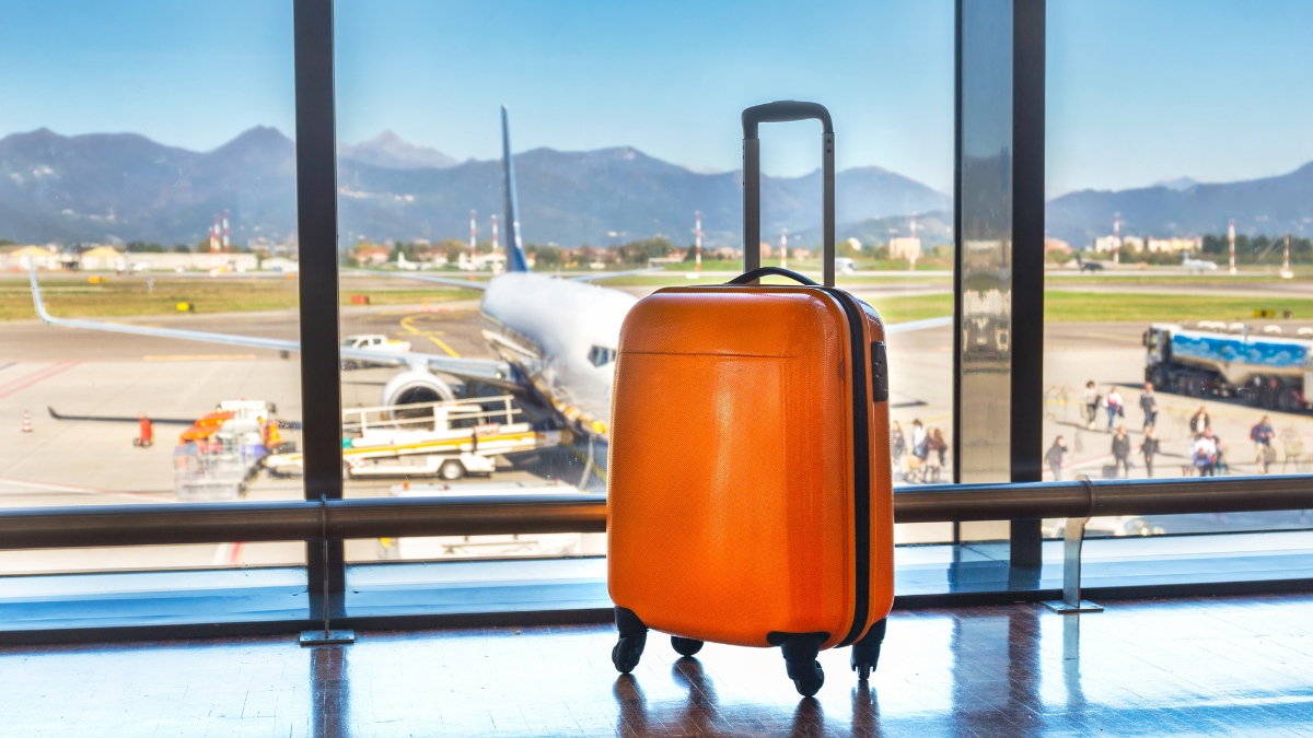 Usuarios aprovechan las rebajas de Black Friday para planear viajes en 2026.