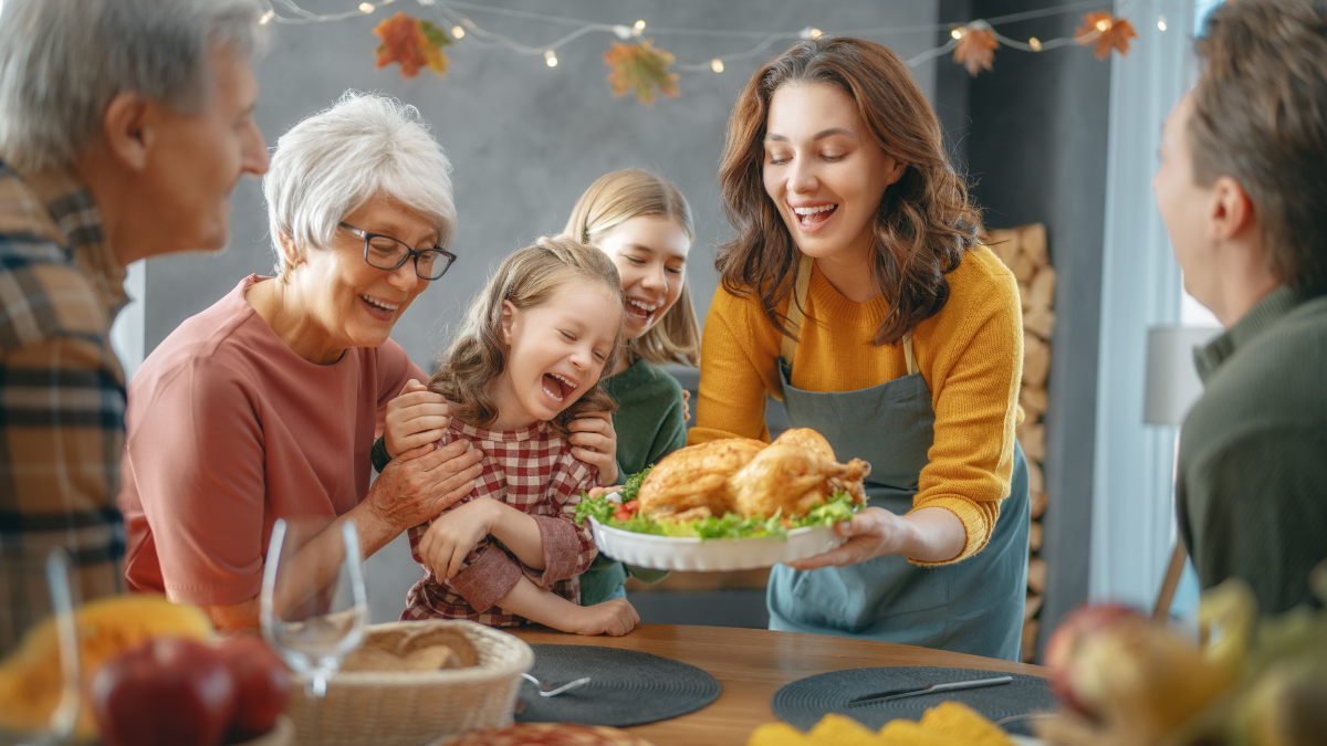 La celebración de Acción de Gracias en Estados Unidos cierra varios negocios por el feriado.