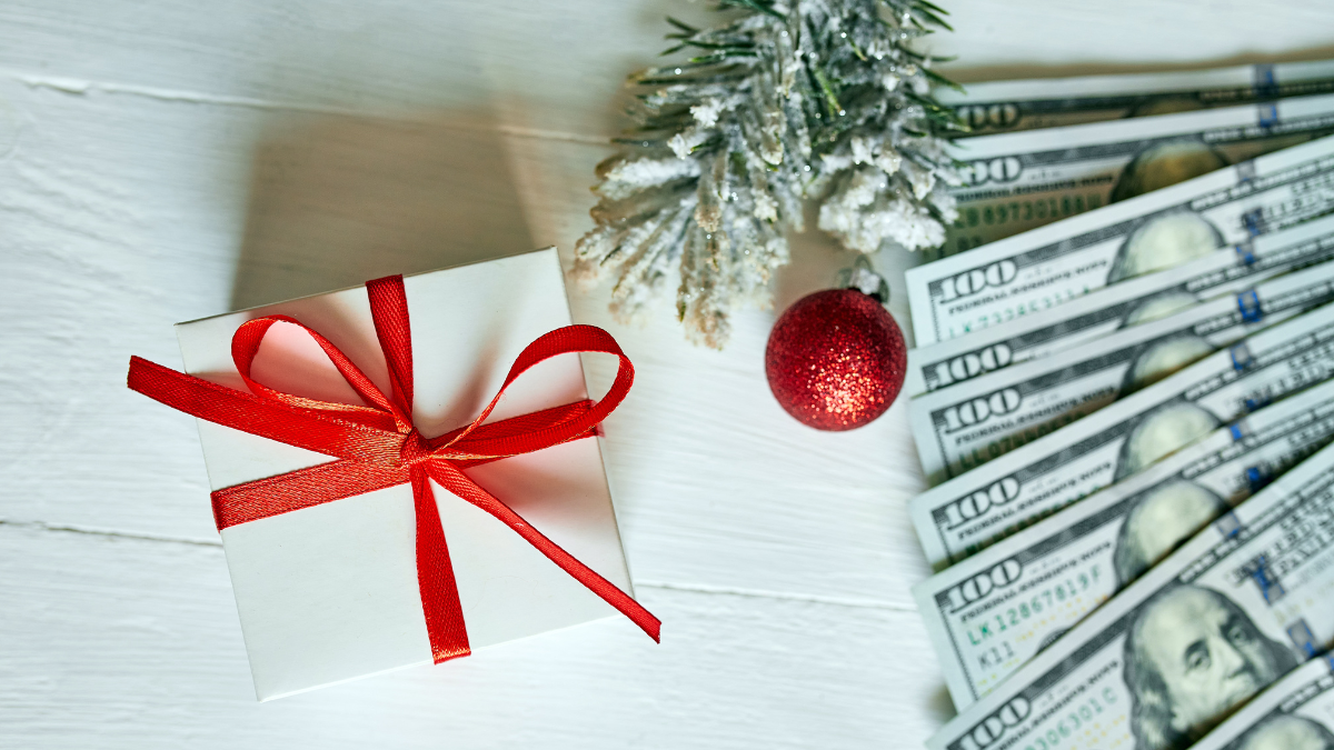 El bono navideño o décimo se puede entregar hasta el 24 de diciembre.