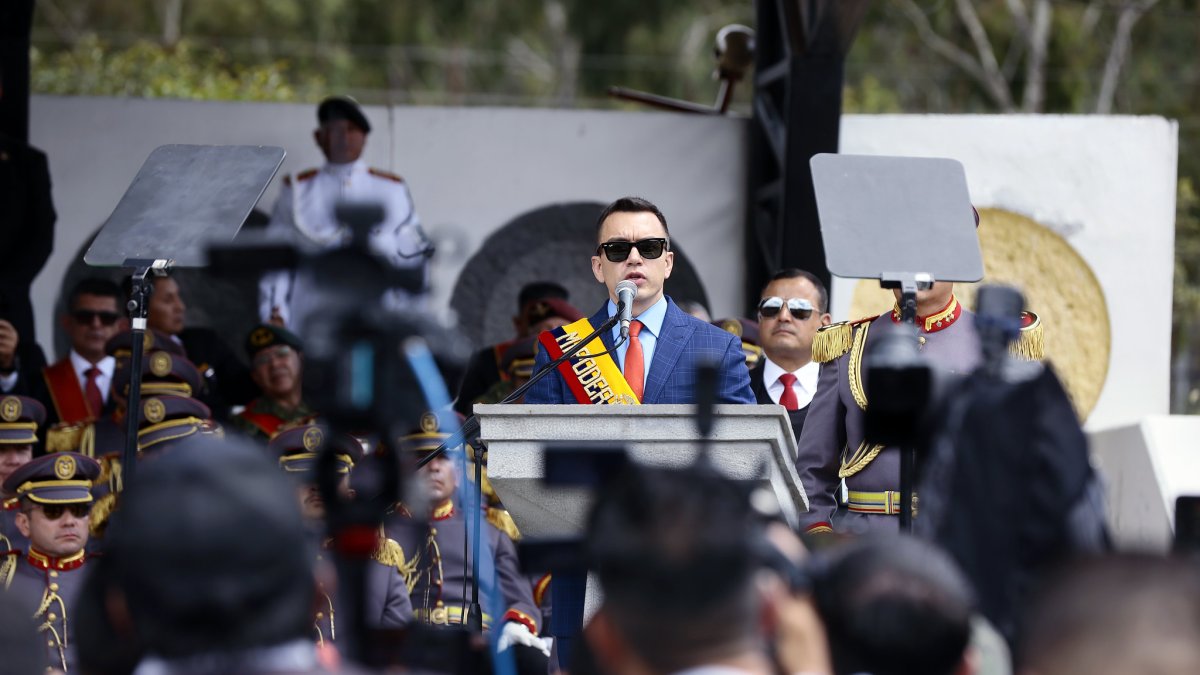 El Decreto 236 modificó la versión oficial y declaró como personal el viaje de Daniel Noboa a Estados Unidos.