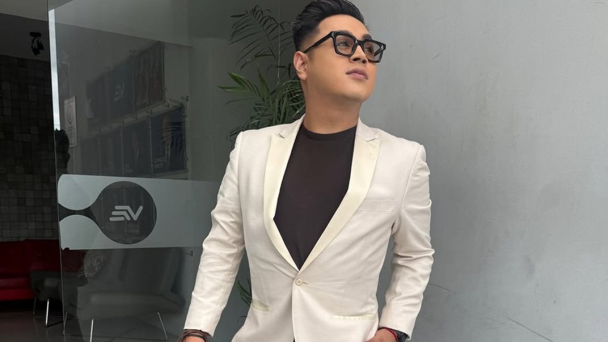 Leonardo Quezada, presentador y reportero de Los Hackers.