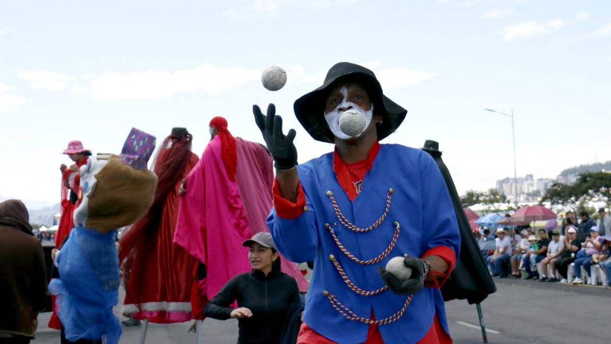 El fin de semana pasado se realizó el desfile de la Confraternidad, en el parque Bicentenario. Este fin de semana habrá desfiles en otros sectores de Quito.