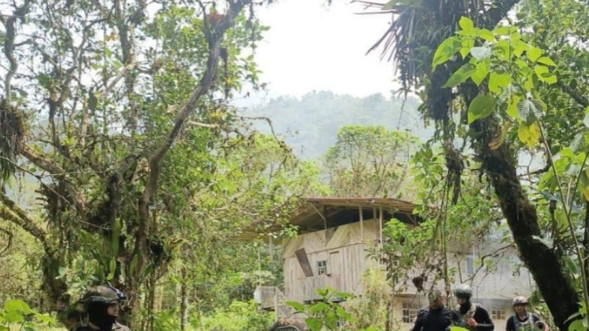 Los campamentos fueron hallados en la provincia de Carchi.