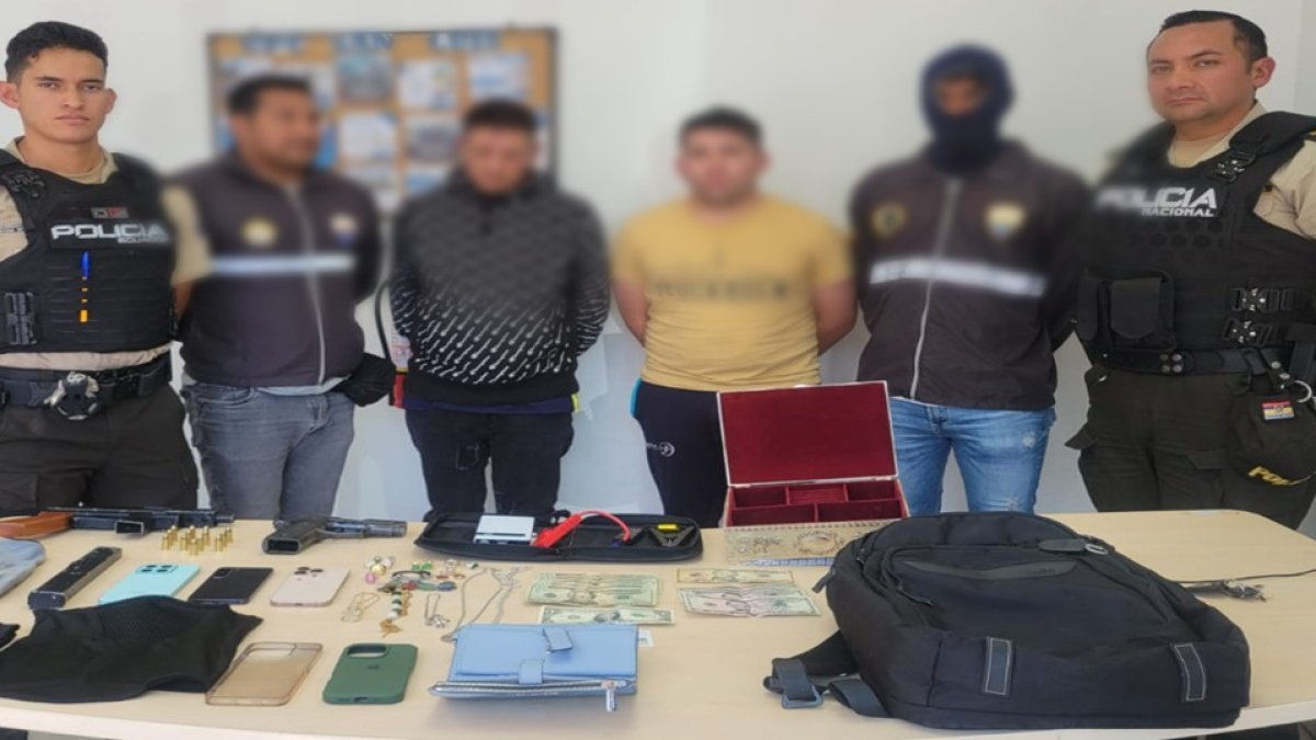 La Policía relaciona a los detenidos con el grupo delictivo Los Lobos.