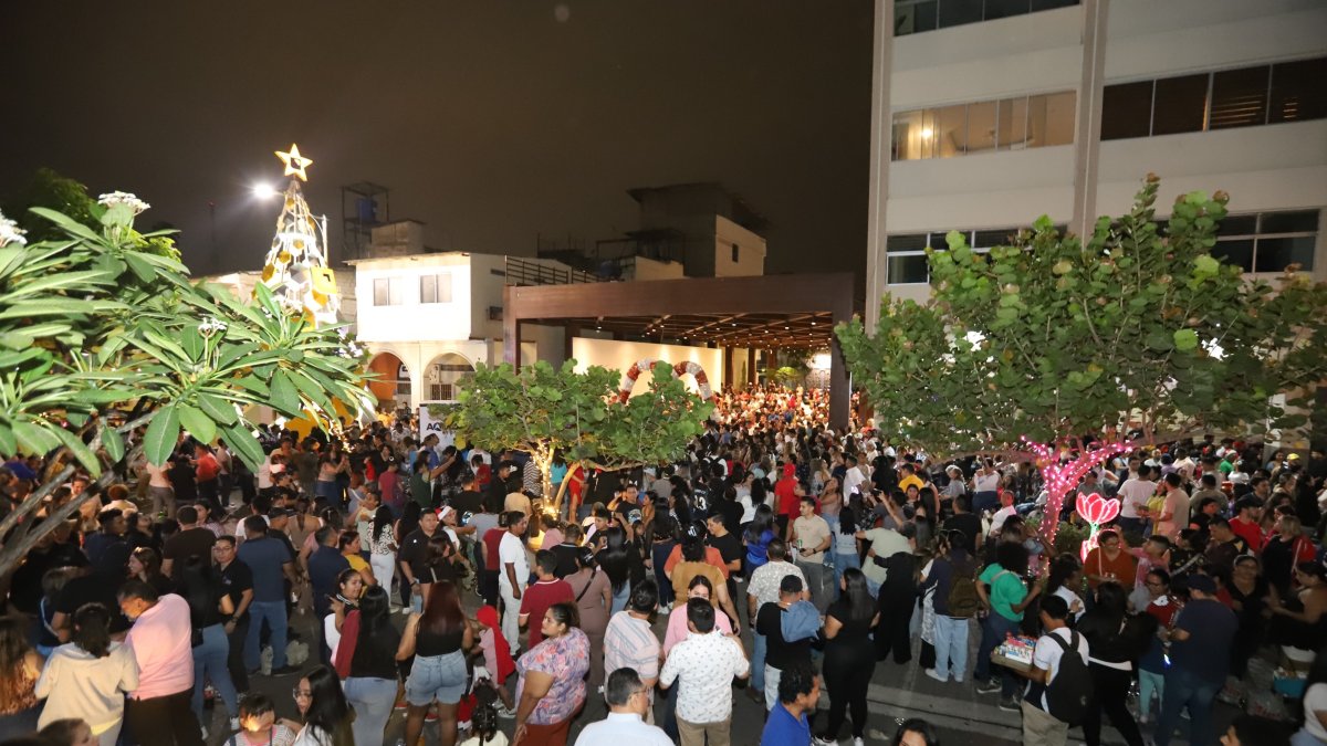 Tras el éxito de una primera edición ciudadana, personas de todas las edades fueron a la calle Panamá, en la Zona Rosa de Guayaquil, para bailar, cantar y compartir.