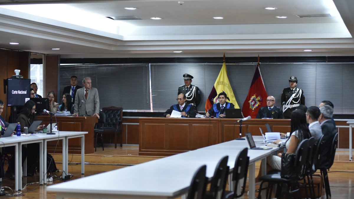 La educación sería la herramienta a la que juristas le apostaría para reformar el sistema judicial de Ecuador.
