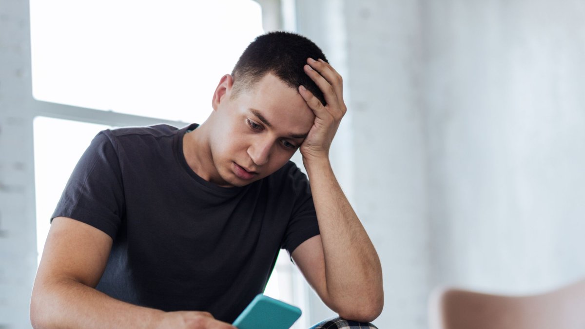 La OMS advierte que 1 de cada 6 personas sufre soledad, un fenómeno que ya representa una amenaza global para la salud pública.