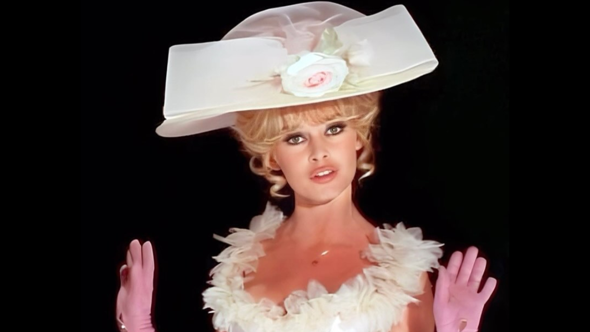 Brigitte Bardot en la película Viva María! de 1965.