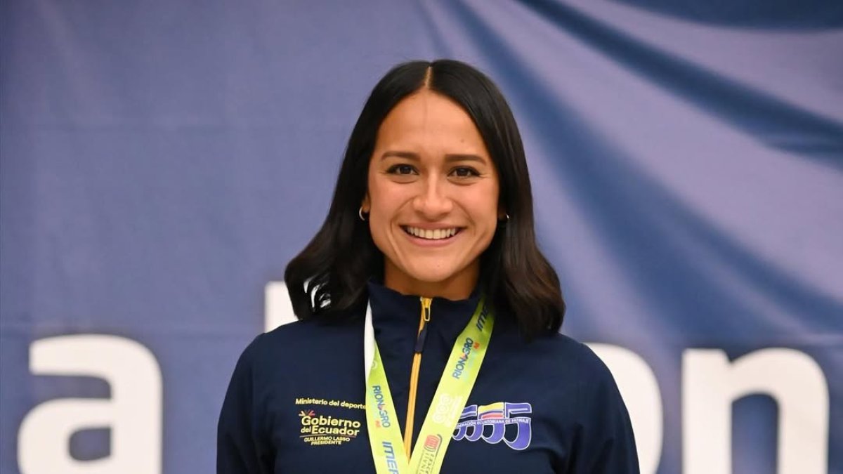 La patinadora guayaquileña Eduarda Fuentes es la presidenta encargada de Fedeguayas, luego de Roberto Ibáñez dejara el cargo para tomar el Viceministerio del Deporte.