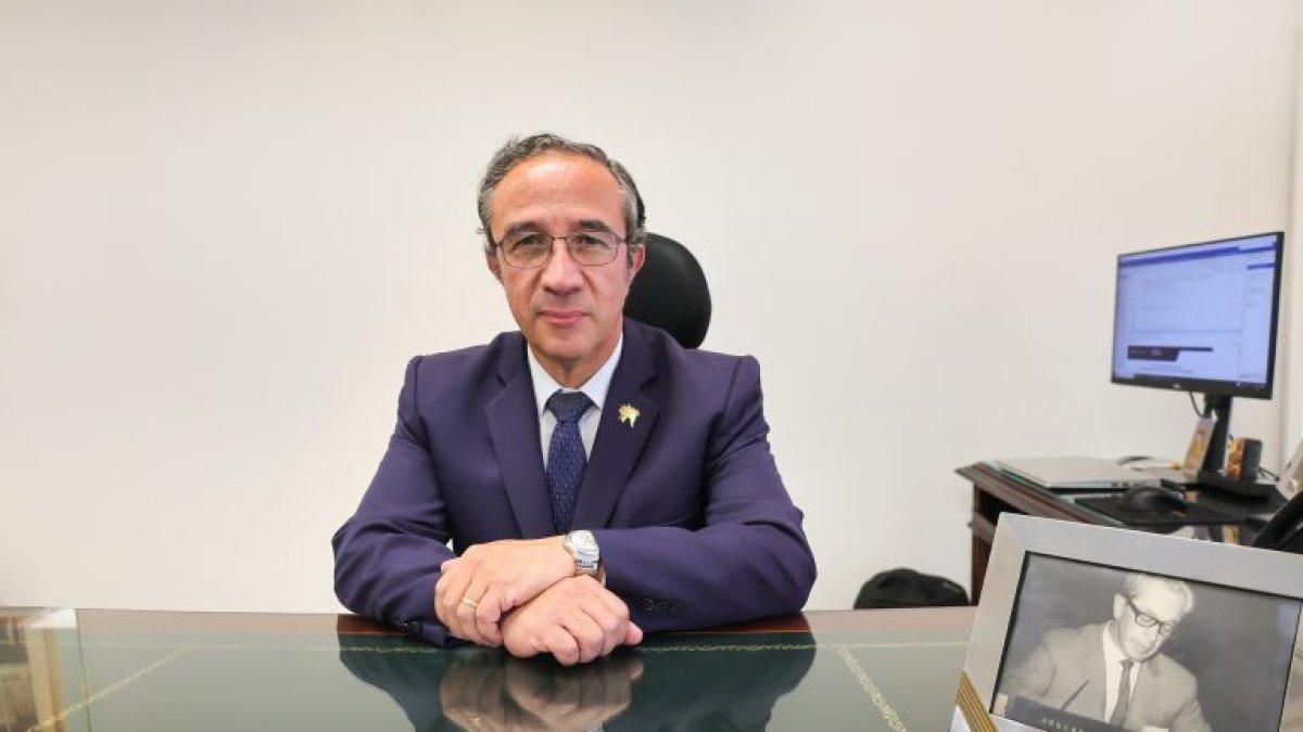 Jorge Ponce se desempeñaba como Subgerente General del Banco Central del Ecuador.