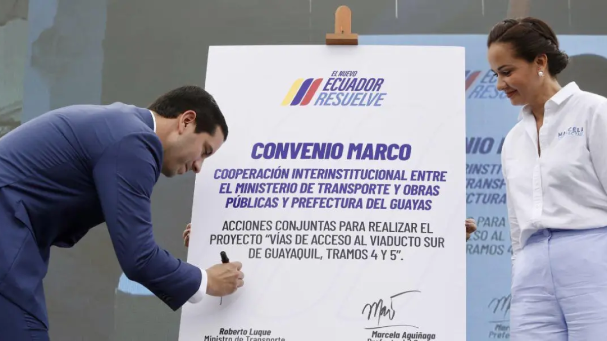 Aguiñaga y Luque, cuando acordaron trabajar en conjunto por la construcción de las vías del Quinto Puente.