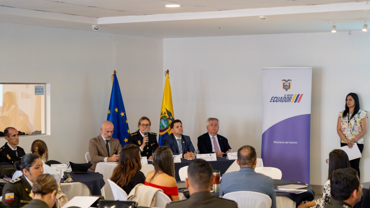 La capacitación tiene como objetivo fortalecer las capacidades operativas y analíticas de los delitos financieros complejos.