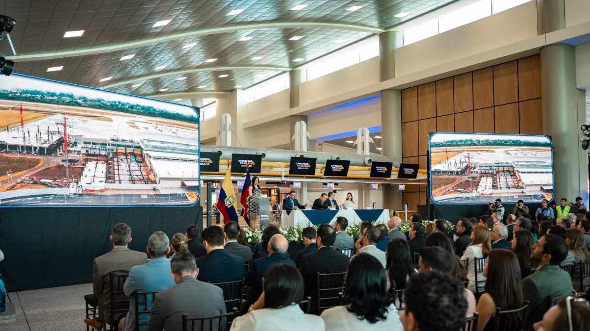 La ampliación del aeropuerto de Quito se materializa en 17.647 m² adicionales hacia el lado norte de la terminal.