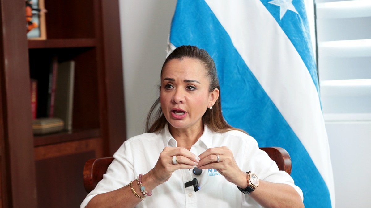 Marcela Aguiñaga, prefecta del Guayas.