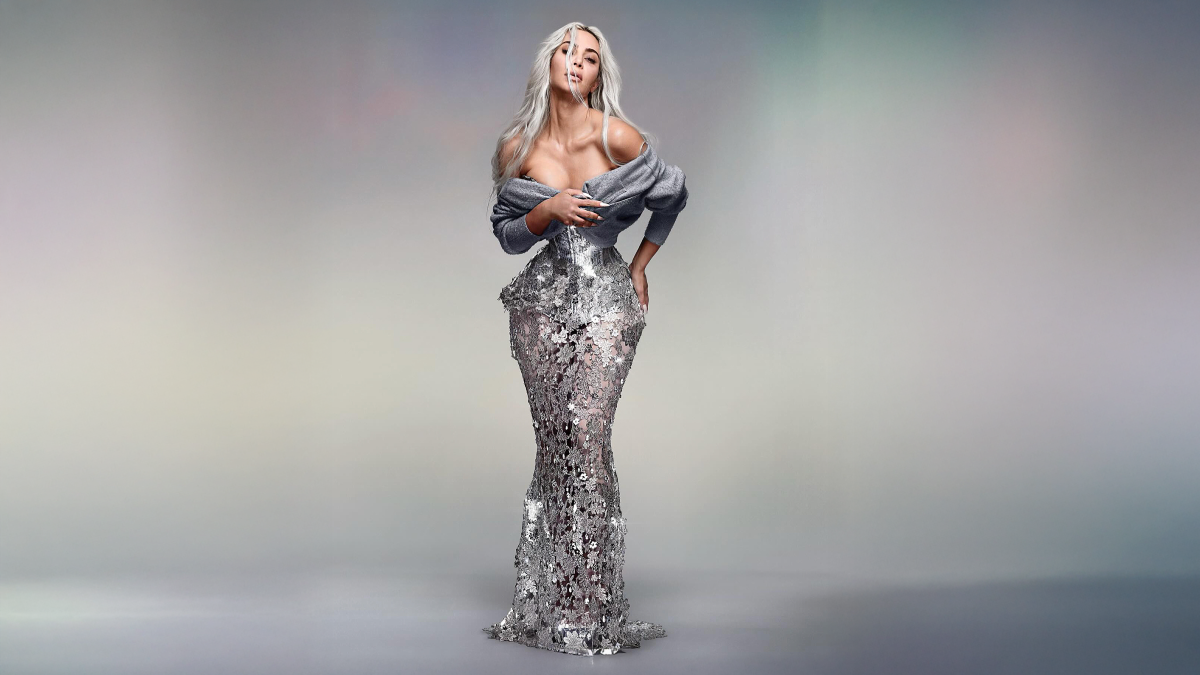 El corsé se ha convertido en una herramienta creativa del clóset moderno.