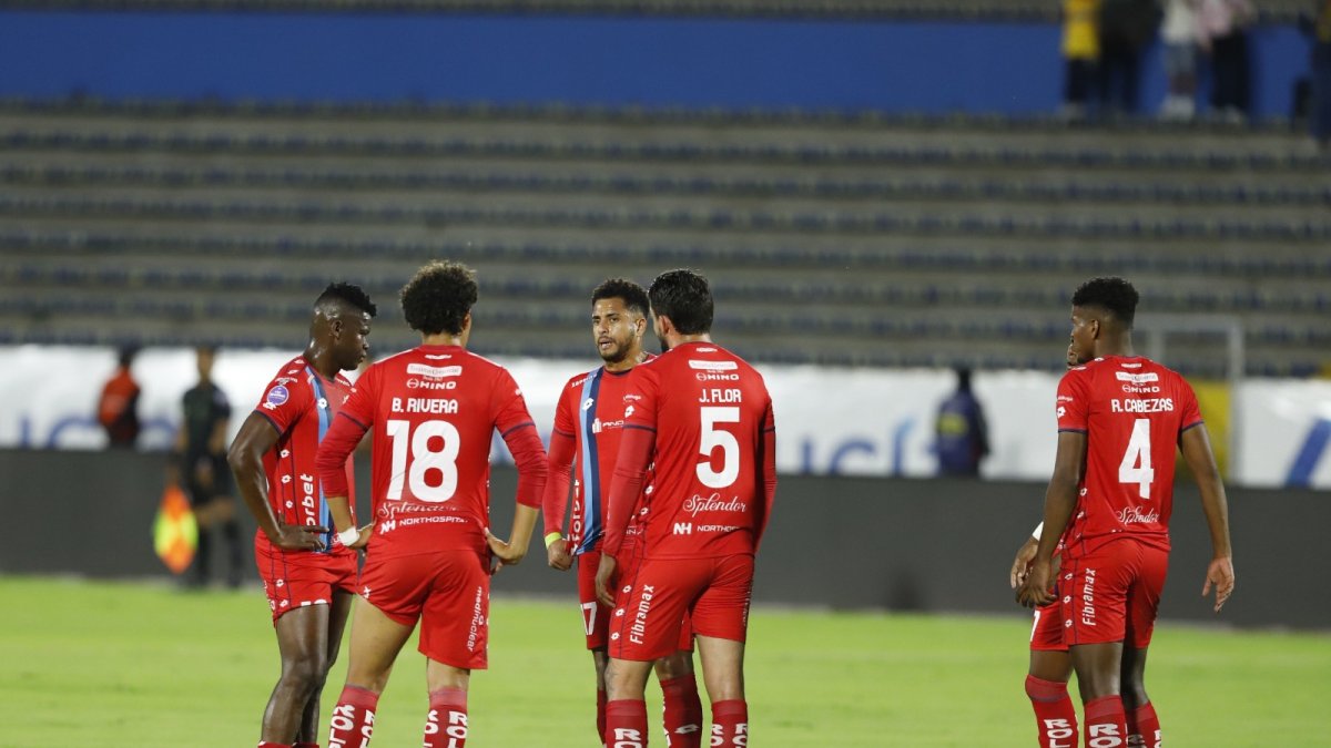 La crisis en El Nacional también es deportiva. En el último partido LigaPro perdió 2-0 ante Macará