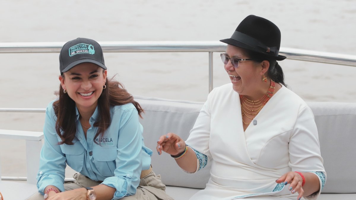 Marcela Aguiñaga y Lourdes Tibán, en entrevista con EXPRESO en noviembre de 2025.