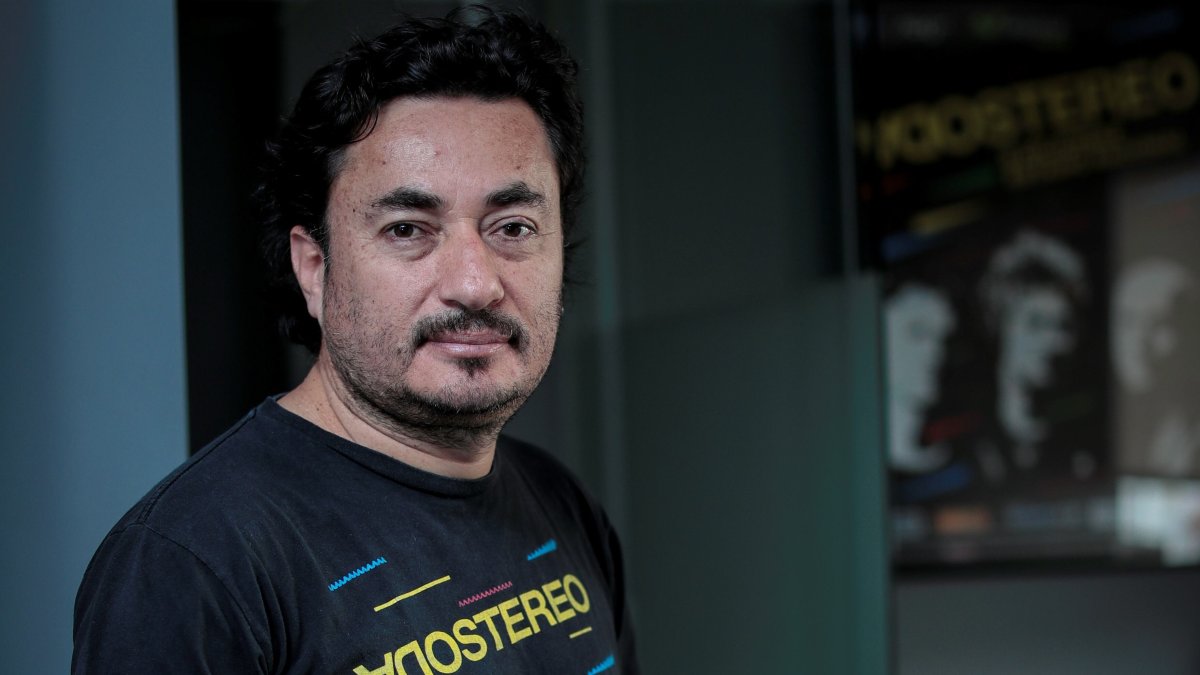 Coqui Fernández se inicio con la productora nacional People and Show, antes de asociarse con Move Concerts