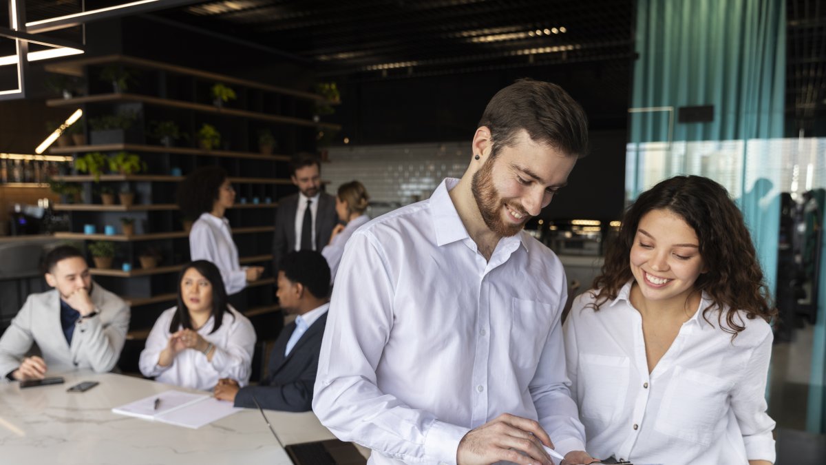 Liderar exige más que mirar