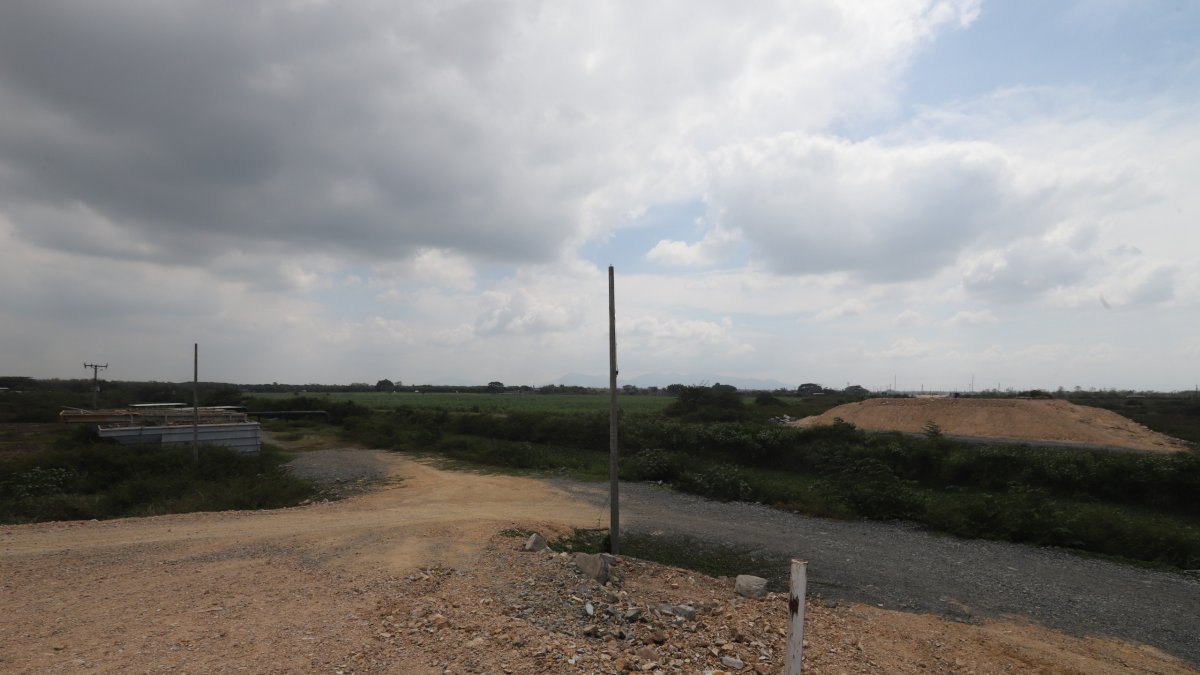 De acuerdo con las declaraciones de las autoridades, Marcela Aguiñaga y Roberto Luque, los trabajos del Quinto Puente no se paralizarán.