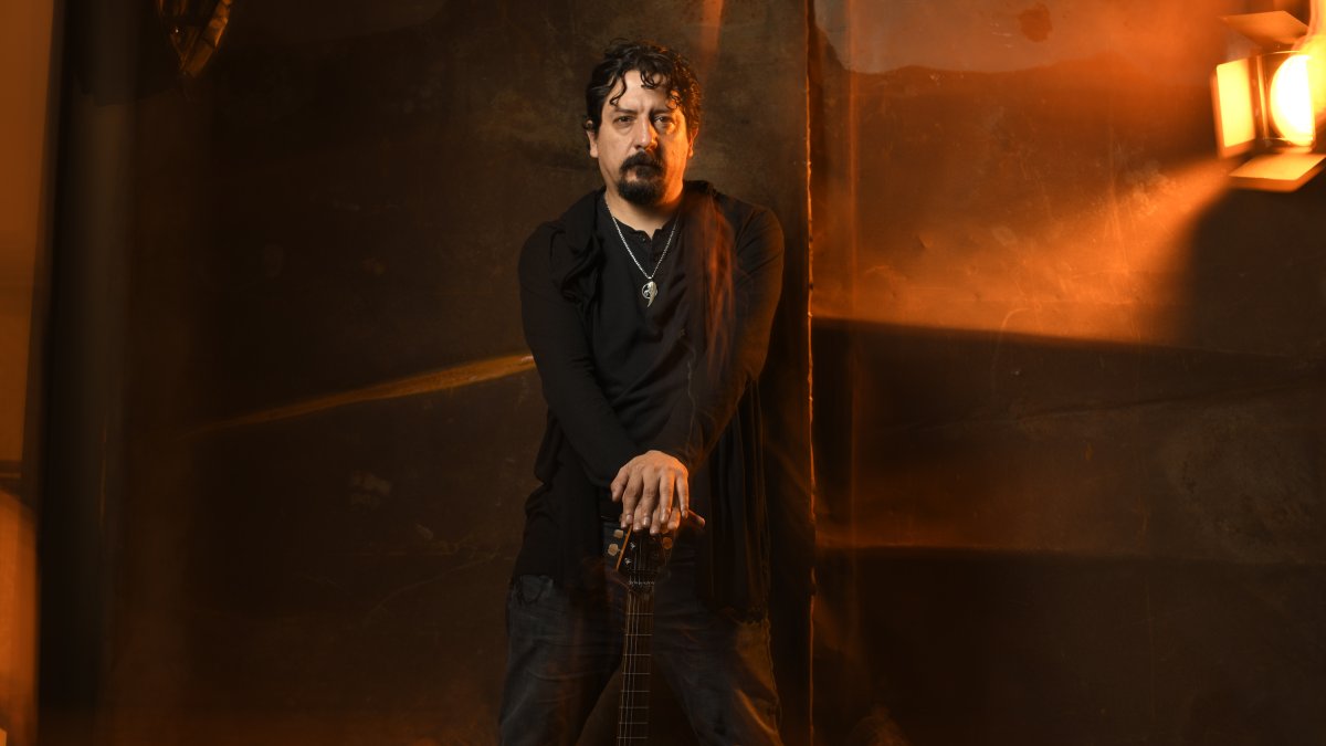 El guitarrista capitalino Andrés Yépez reside en Los Ángeles desde 2011, tras obtener una beca.