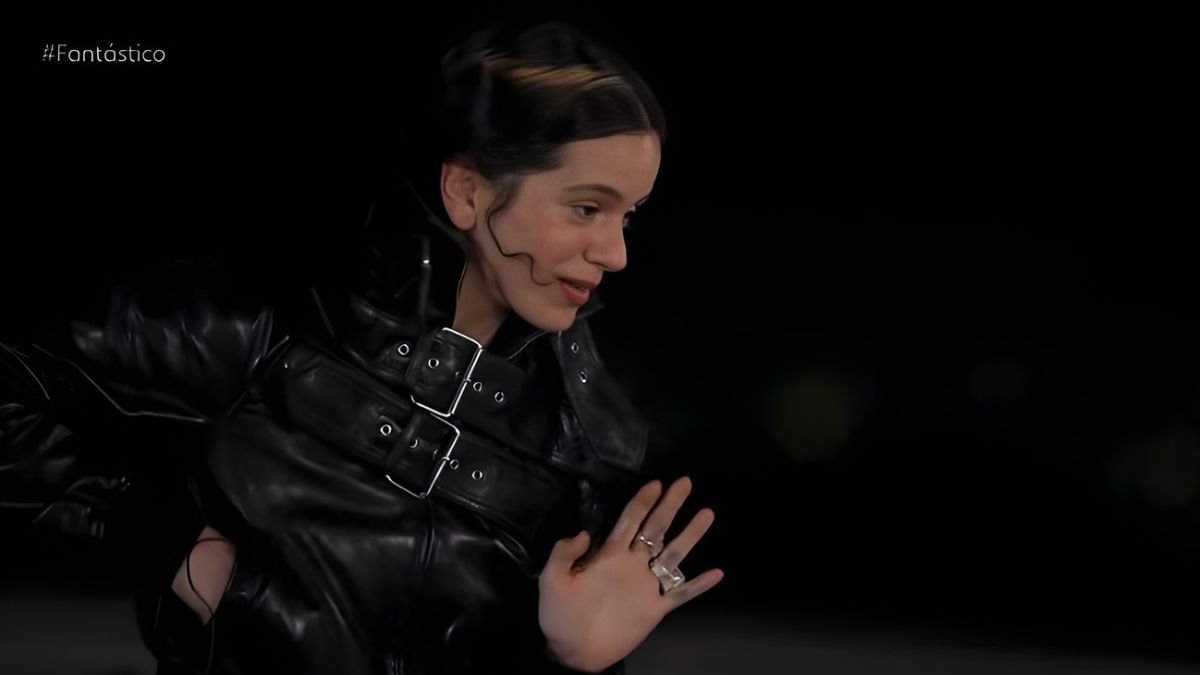 Rosalía tiene 32 años.