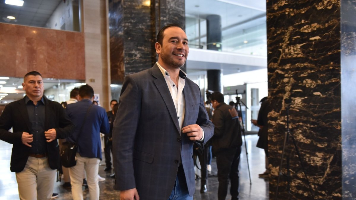 Juan Andrés González, jefe de la bancada correísta en la Asamblea, se pronunció sobre el caso Sinohydro.