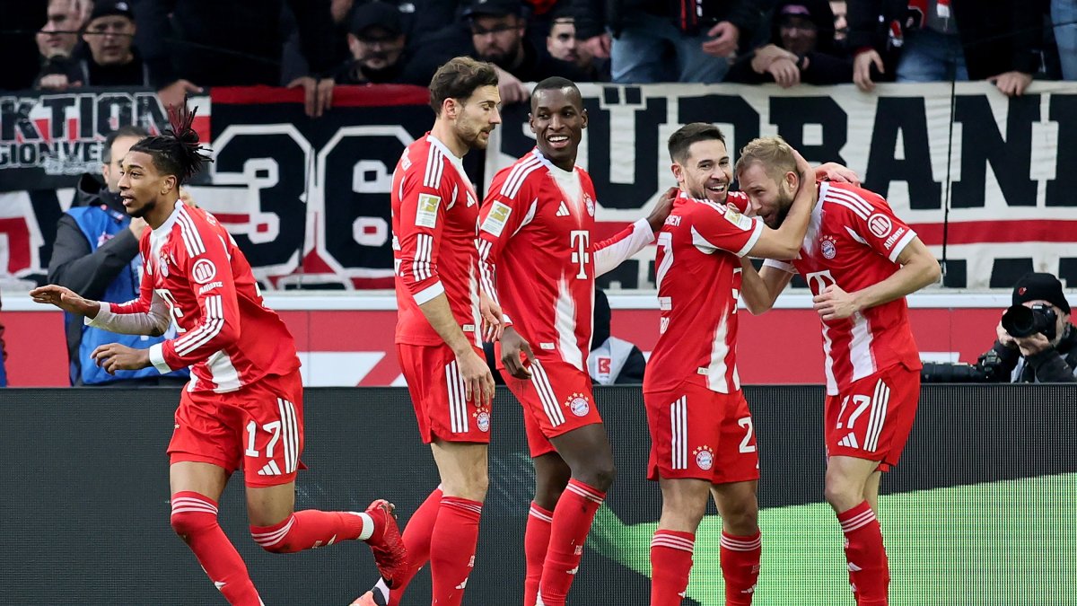 Bayern Múnich recibe a Sporting Lisboa en Champions League.