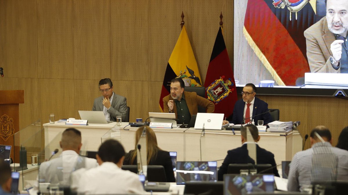 Con 18 votos a favor, el Concejo dio paso al presupuesto para el 2026.