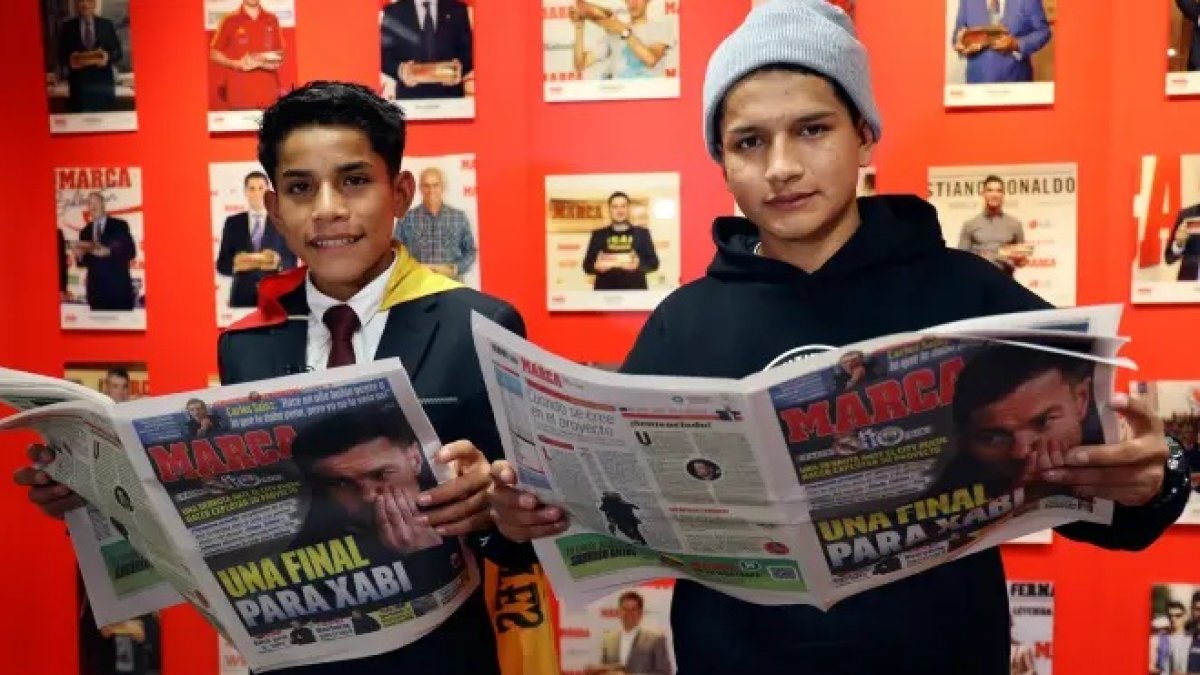 Pol Deportes, Cliver Huamán Sánchez y su hermano Kenny en las instalaciones de Marca.