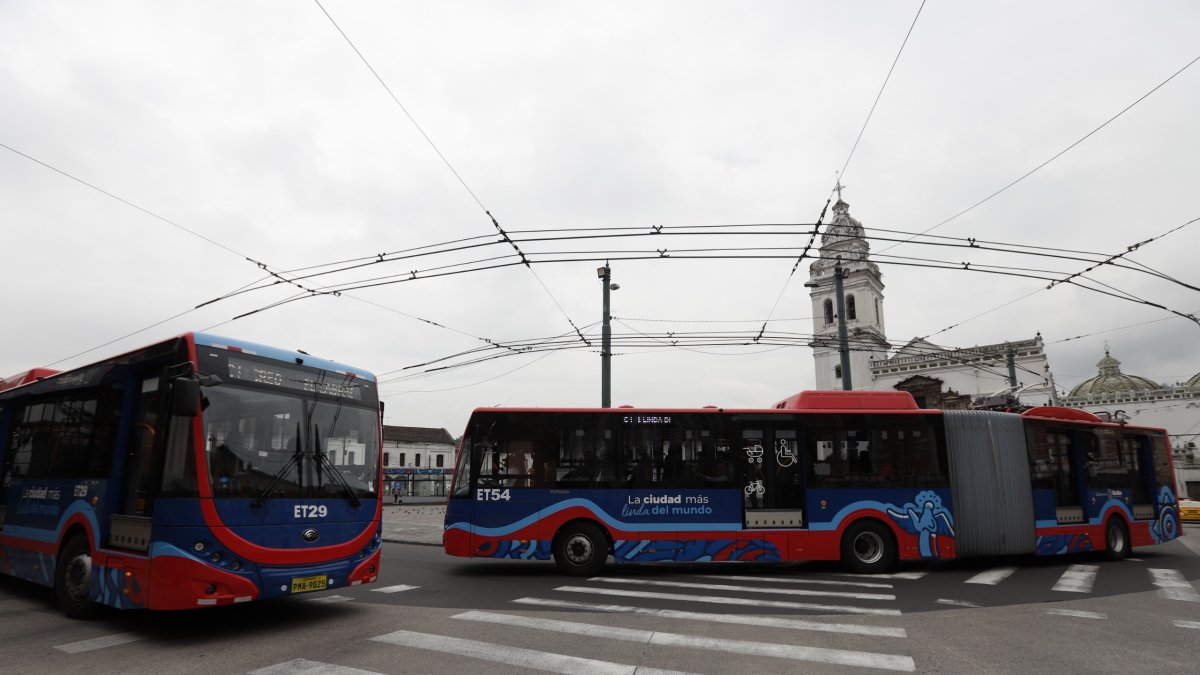 La Empresa de Pasajeros Quito adquirió 60 trolebuses eléctricos.