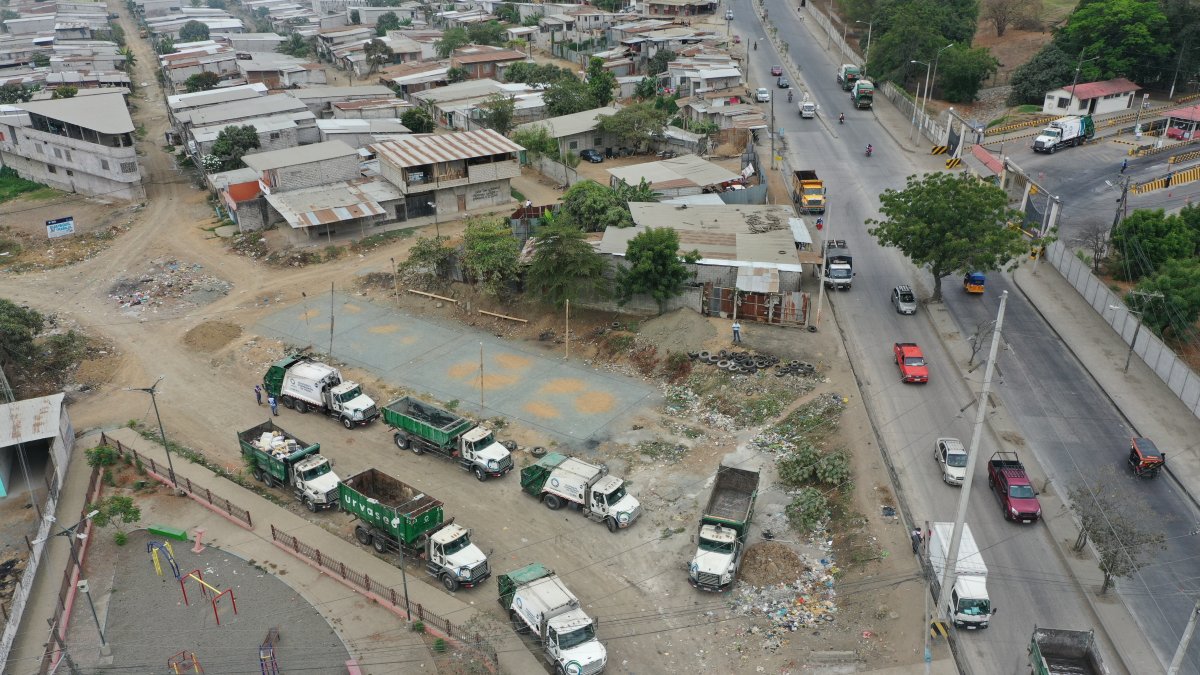 El relleno sanitario Las Iguanas está ubicado en el noroeste de Guayaquil.