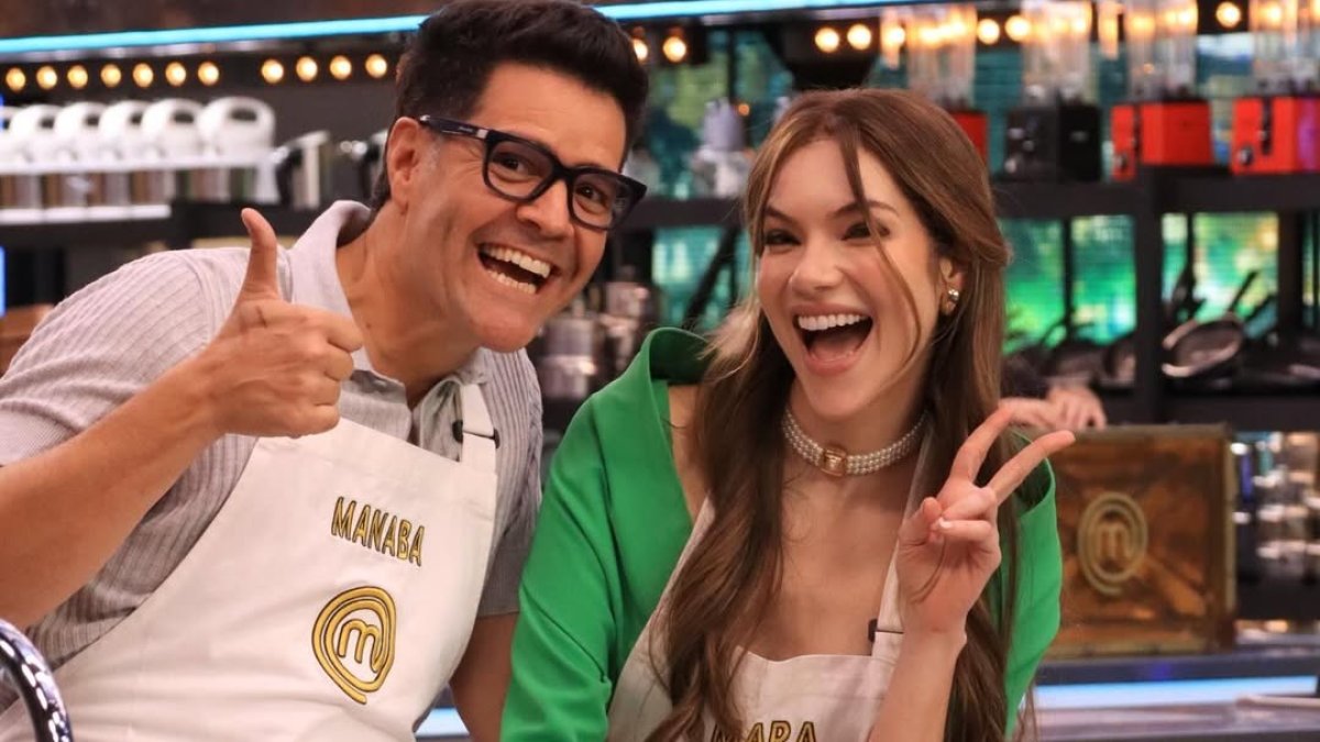 Carlos Luis Andrade junto a Mara Topic.