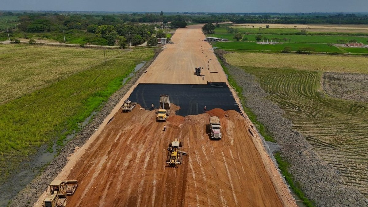 Los tramos 4 y 5 para acceder al Quinto Puente están siendo construidos.