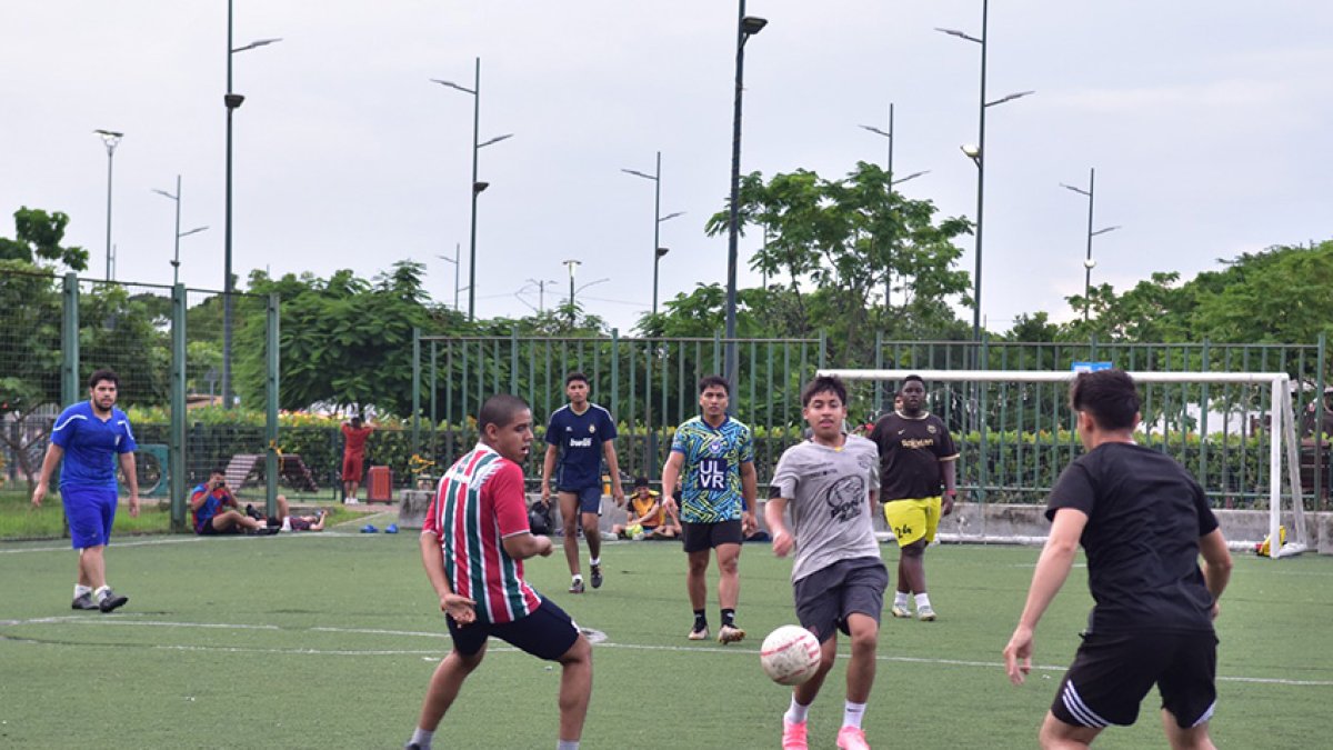 El acceso a las canchas del parque Samanes es gratuito, pero reservar ese espacio tendrá costo, según definió el Municipio de Guayaquil.