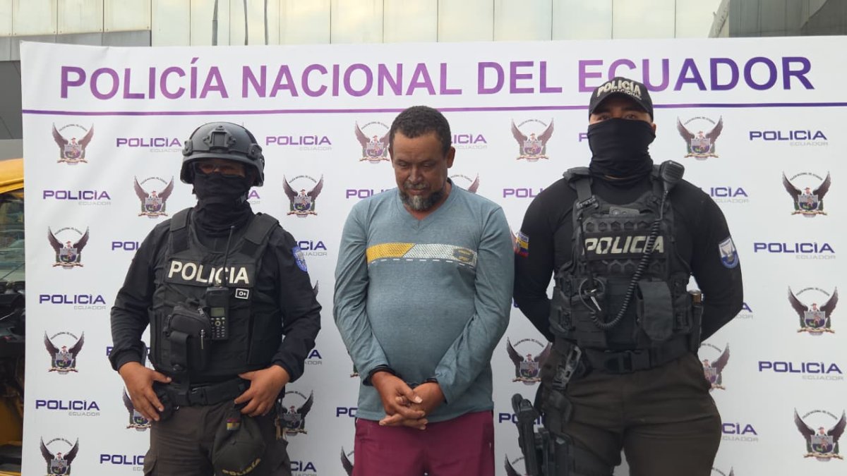 En un operativo policial realizado en el cantón Durán, las autoridades detuvieron a alias Maturana, identificado como el padrastro de alias Bob Marley.