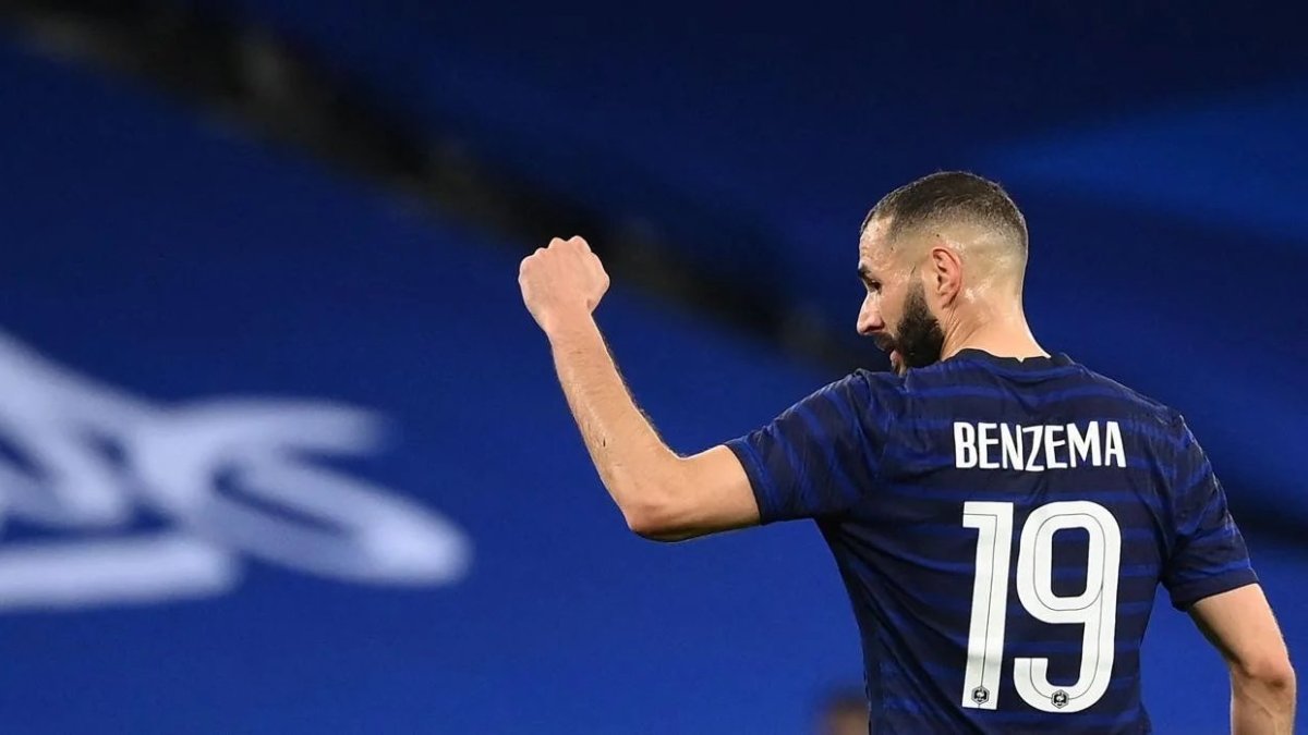 Karim Benzema, delantero que se retiró de la selección de Francia en 2022.