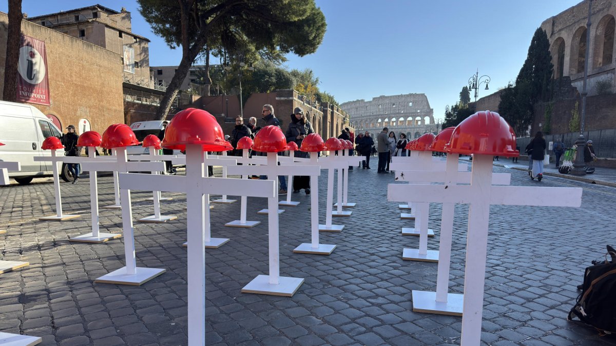 La Confederación General Italiana del Trabajo (CGIL), el principal sindicato de Italia, salió este viernes a la calle con manifestaciones.