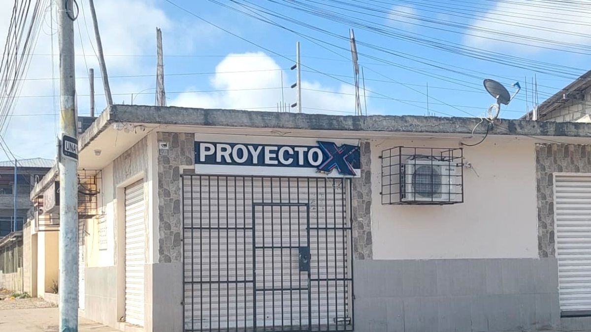 En este local del barrio Abdón Calderón se cometieron los sicariatos de dos mujeres.